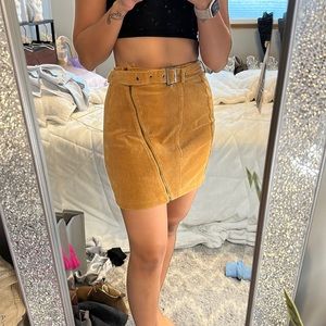 Corduroy skirt (brand-Le Lis)